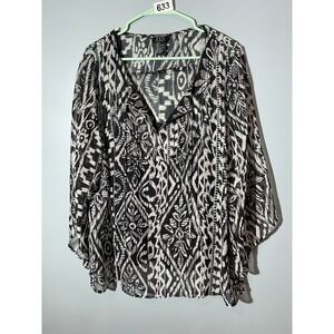 RQT Woman Black White Geometric Ikat Print Sheer‎ Blouse Top 1X Plus Size